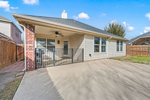 4540 Indian Rock Drive, Fort Worth, TX 76244