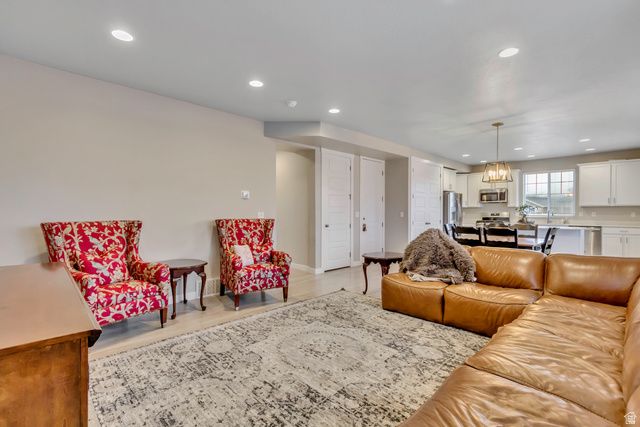 6166 N BLACK ROCK HL, Eagle Mountain, UT 84005