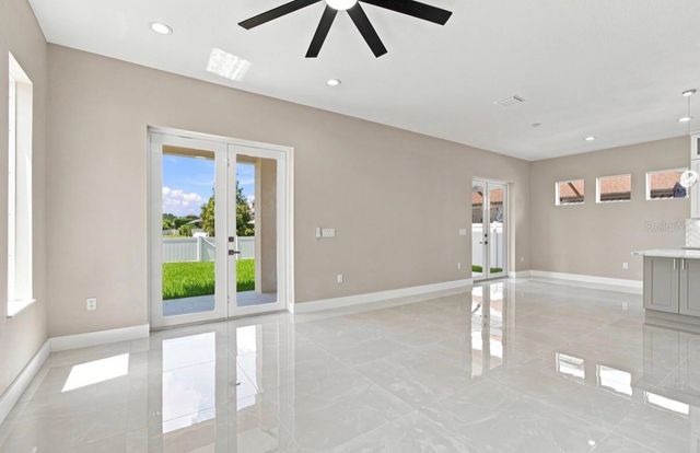15436 CASEY ROAD, Tampa, FL 33624