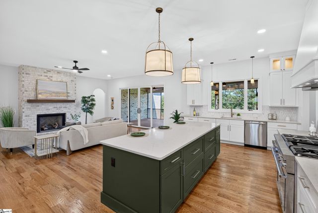 91 S Bates Road, Taylors, SC 29687