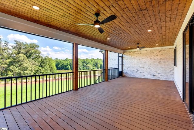 91 S Bates Road, Taylors, SC 29687