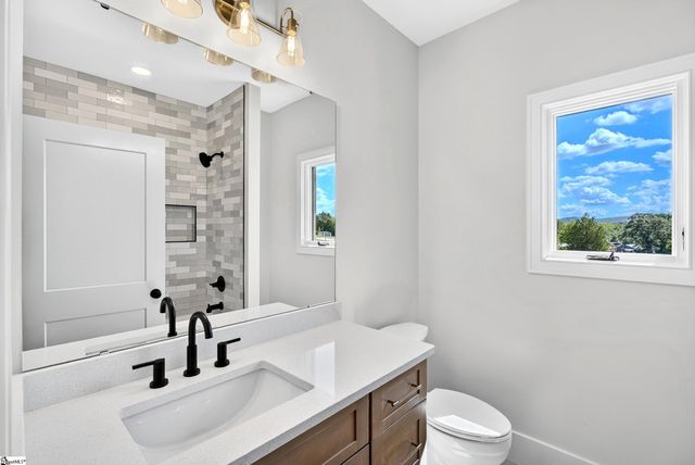 91 S Bates Road, Taylors, SC 29687