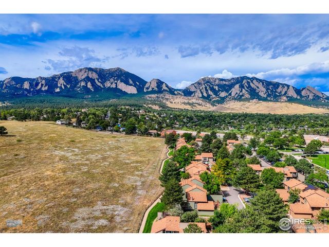 4204 Greenbriar Blvd 45, Boulder, CO 80305