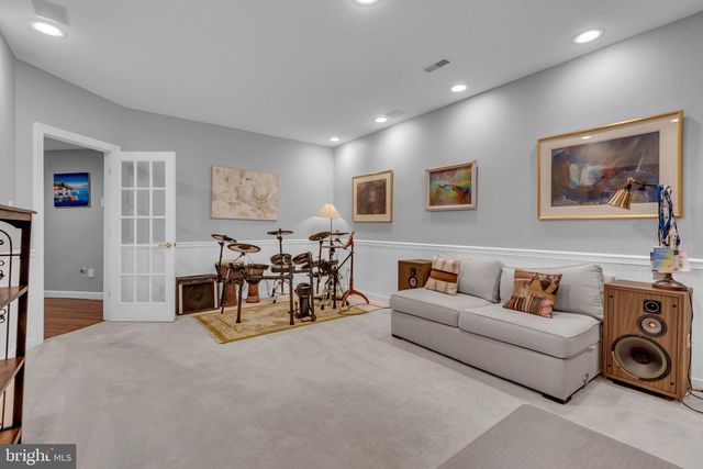 706 PILOT HOUSE DR, Annapolis, MD 21401