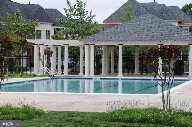 706 PILOT HOUSE DR, Annapolis, MD 21401