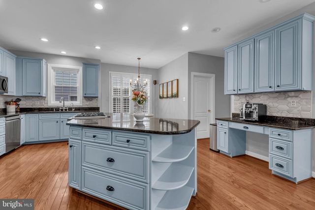 706 PILOT HOUSE DR, Annapolis, MD 21401