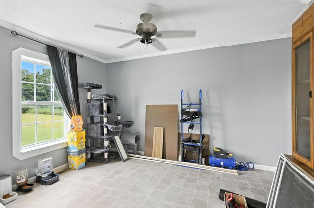 15772 Parrot Road, Neosho, MO 64850