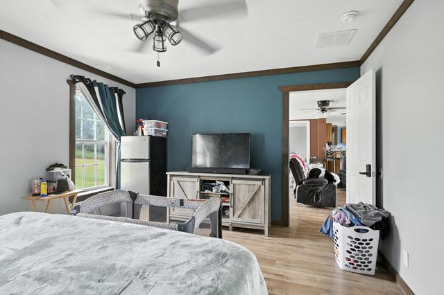 15772 Parrot Road, Neosho, MO 64850