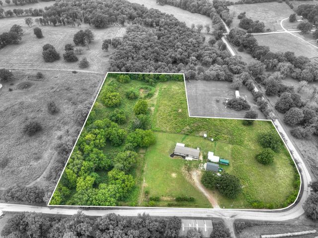 15772 Parrot Road, Neosho, MO 64850