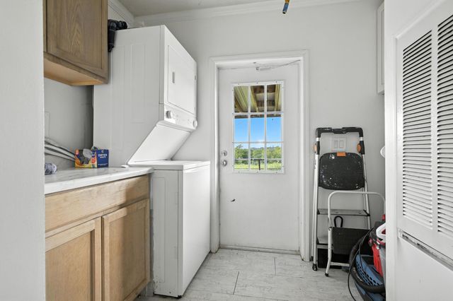 15772 Parrot Road, Neosho, MO 64850