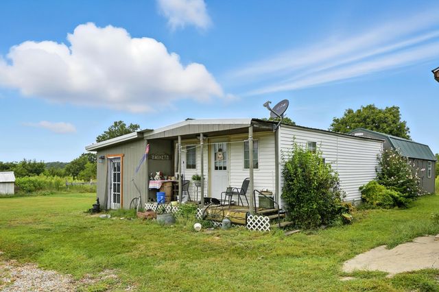 15772 Parrot Road, Neosho, MO 64850