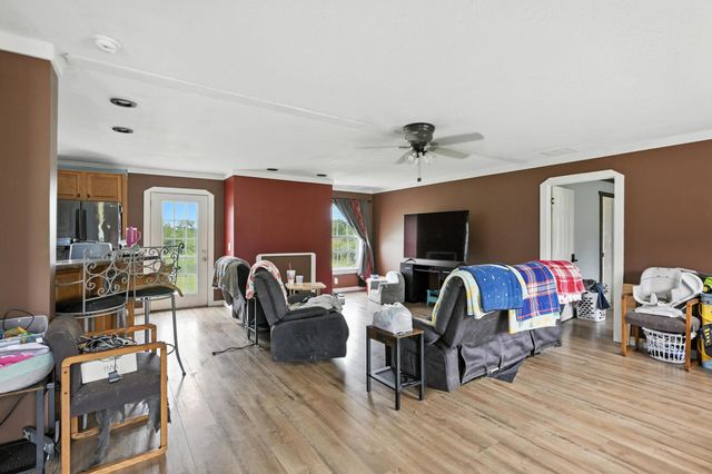 15772 Parrot Road, Neosho, MO 64850