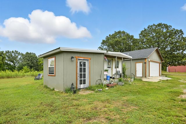 15772 Parrot Road, Neosho, MO 64850