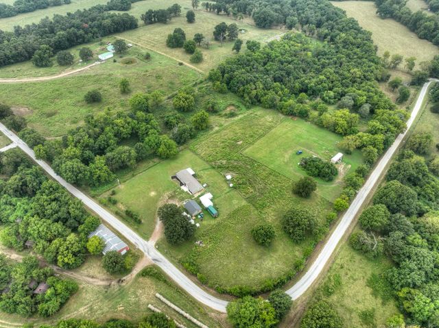 15772 Parrot Road, Neosho, MO 64850