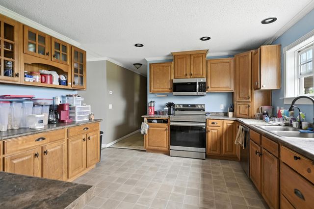 15772 Parrot Road, Neosho, MO 64850