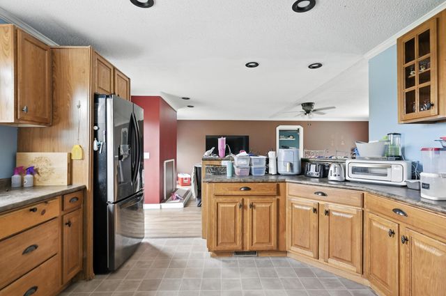 15772 Parrot Road, Neosho, MO 64850