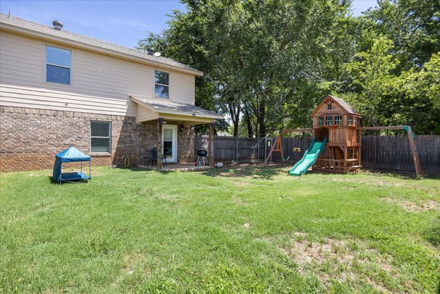 403 W 5th Street, Tolar, TX 76476