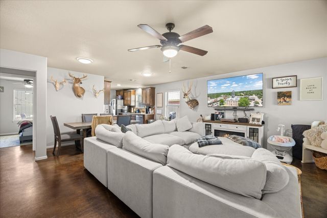 403 W 5th Street, Tolar, TX 76476
