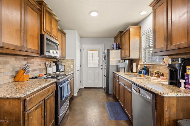403 W 5th Street, Tolar, TX 76476
