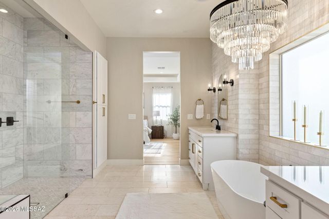 2725 N Megafauna Court, Tucson, AZ 85749