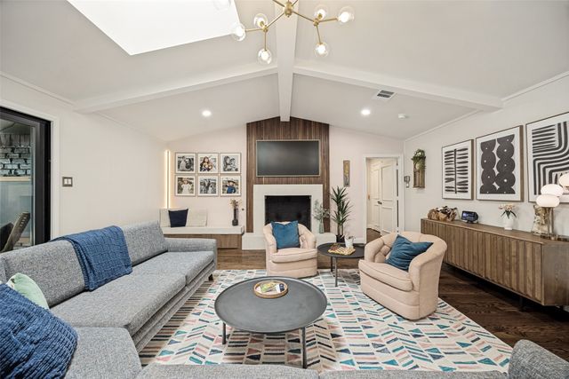 10232 Boedeker Street, Dallas, TX 75230
