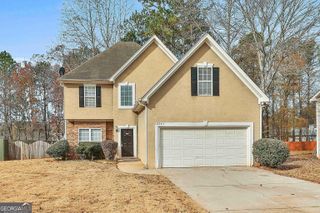 12241 Crestwood Court, Fayetteville, GA 30215