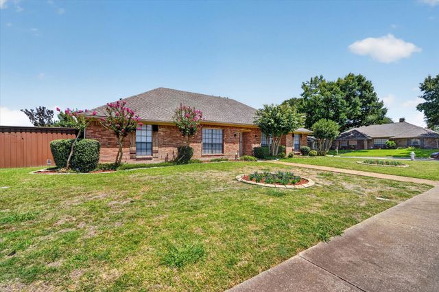 3100 Treehouse Lane, Plano, TX 75075