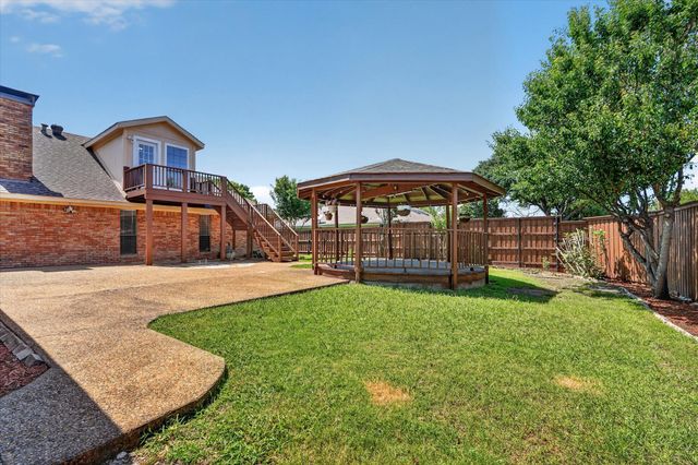 3100 Treehouse Lane, Plano, TX 75075