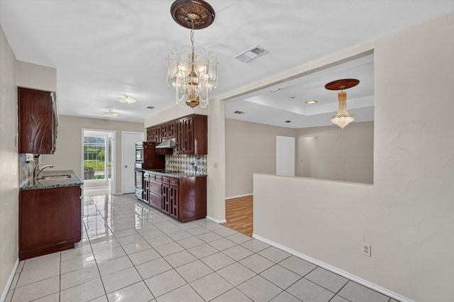 3100 Treehouse Lane, Plano, TX 75075