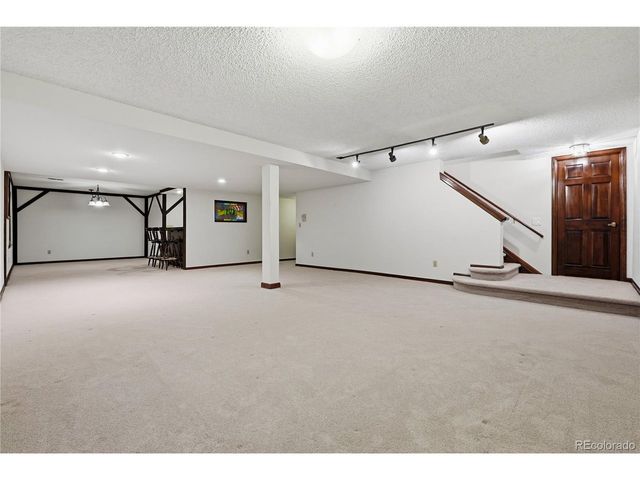 31 Sutherland Ct, Highlands Ranch, CO 80130