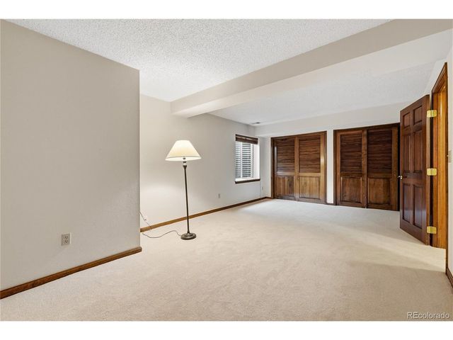 31 Sutherland Ct, Highlands Ranch, CO 80130