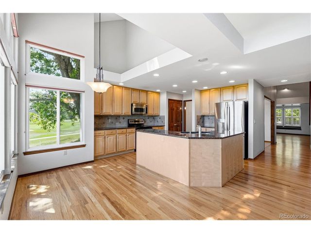 31 Sutherland Ct, Highlands Ranch, CO 80130