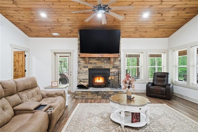 580A Eagles Perch Road, Ball Ground, GA 30107