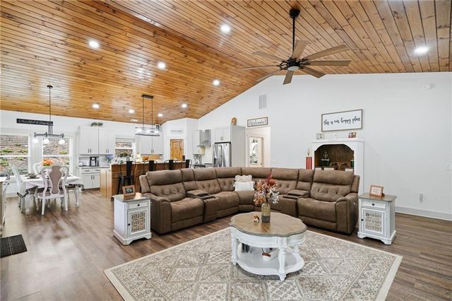 580A Eagles Perch Road, Ball Ground, GA 30107