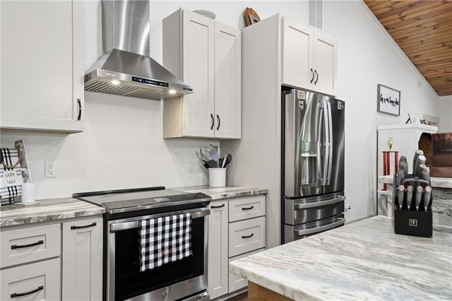 580A Eagles Perch Road, Ball Ground, GA 30107