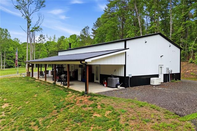 580A Eagles Perch Road, Ball Ground, GA 30107