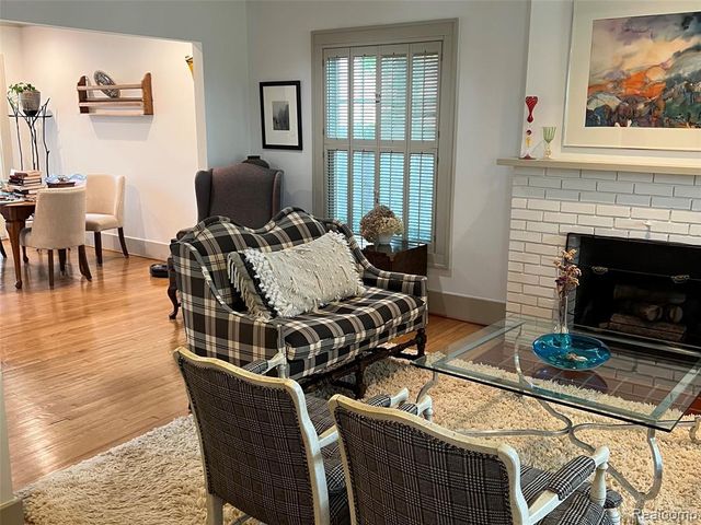 488 Vinewood Avenue, Birmingham, MI 48009