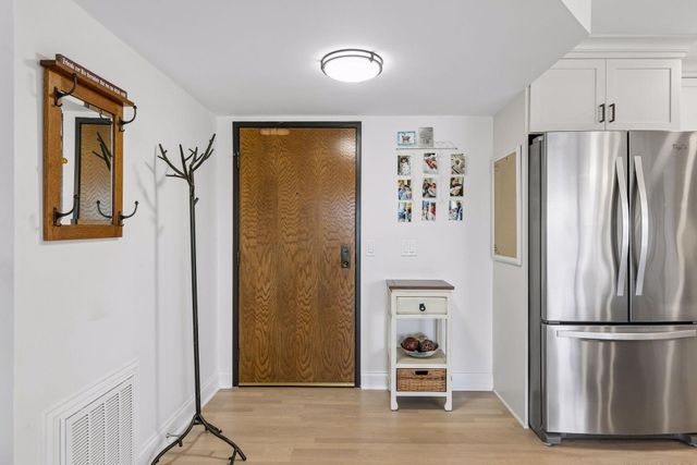 7220 York Avenue S 413, Edina, MN 55435