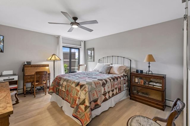 7220 York Avenue S 413, Edina, MN 55435