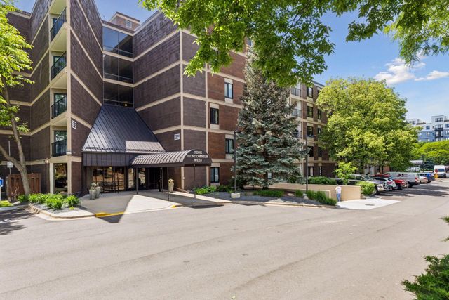7220 York Avenue S 413, Edina, MN 55435