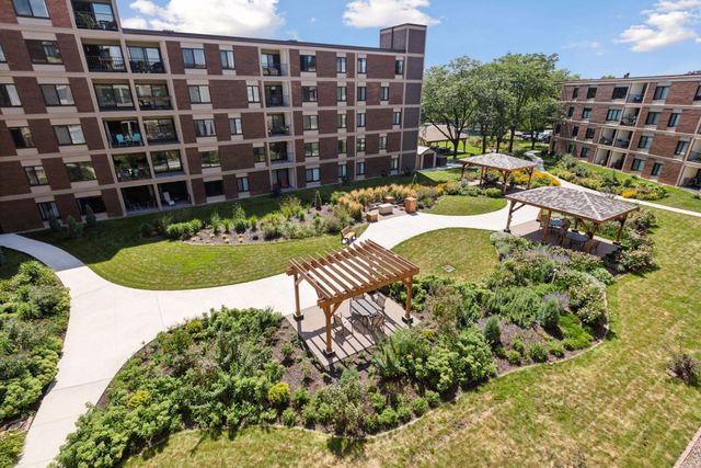 7220 York Avenue S 413, Edina, MN 55435