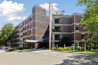 7220 York Avenue S 413, Edina, MN 55435