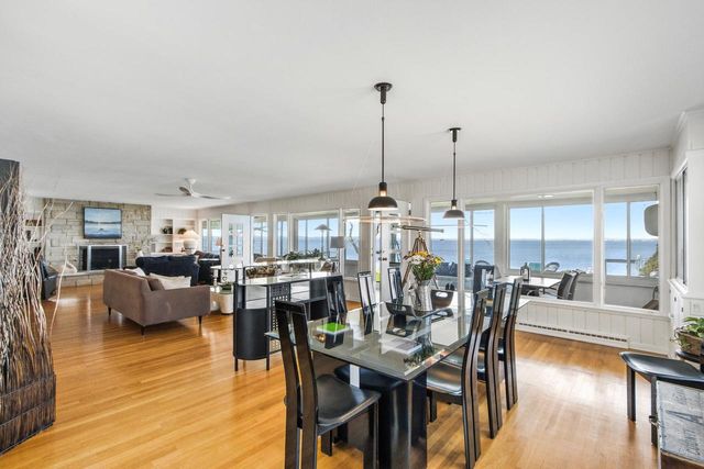 3060 Shadyside Drive, Stoughton, WI 53589