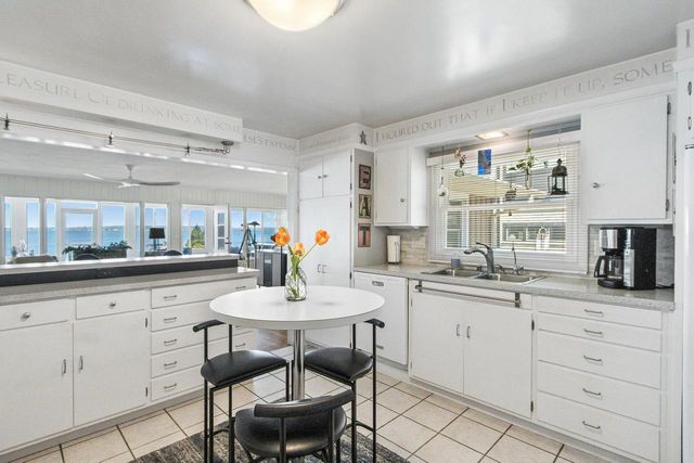 3060 Shadyside Drive, Stoughton, WI 53589