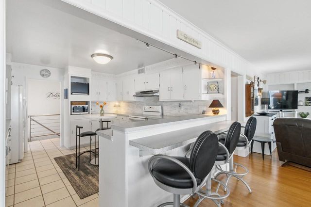 3060 Shadyside Drive, Stoughton, WI 53589