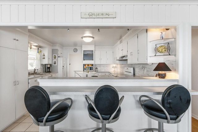 3060 Shadyside Drive, Stoughton, WI 53589