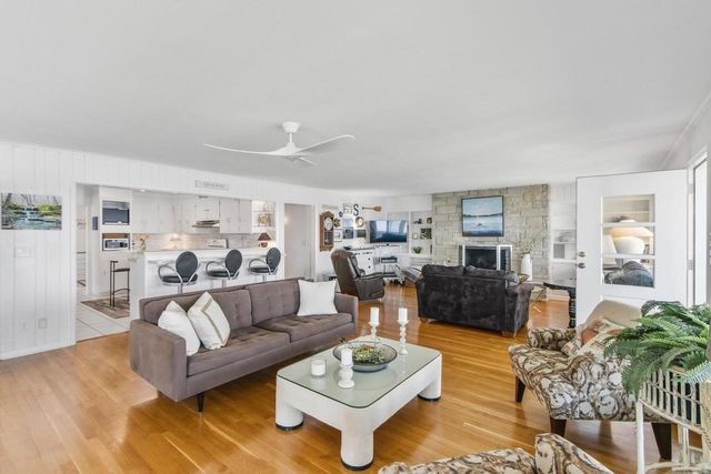 3060 Shadyside Drive, Stoughton, WI 53589