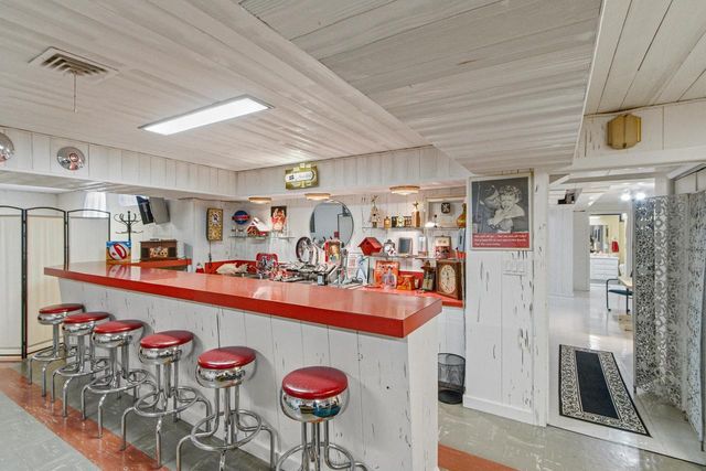 3060 Shadyside Drive, Stoughton, WI 53589