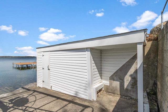 3060 Shadyside Drive, Stoughton, WI 53589