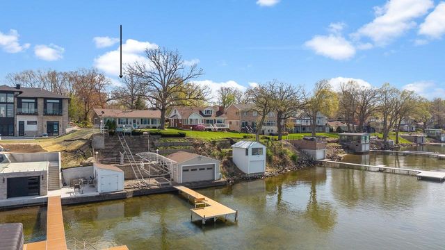 3060 Shadyside Drive, Stoughton, WI 53589